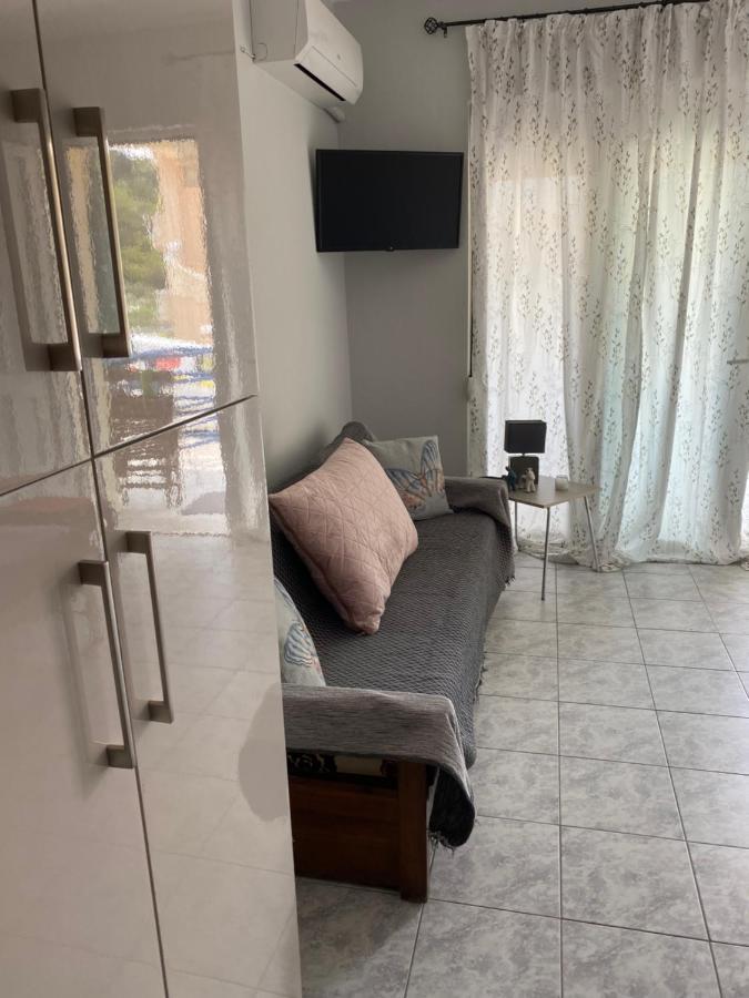 Small Beauty Studio Кавала Экстерьер фото